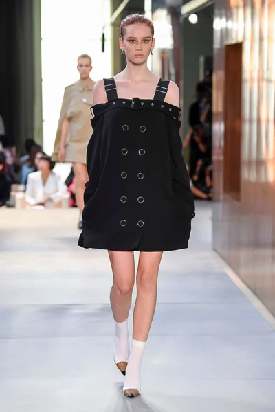 Look 81